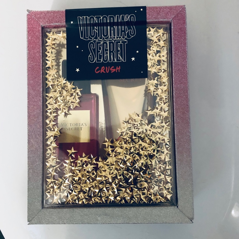 Victoria secret lotion and spray Crush!
